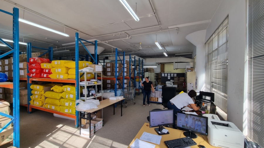 To Let Commercial Property for Rent in Woodstock Western Cape
